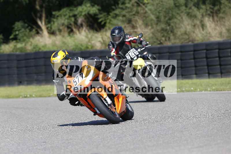 /Archiv-2025/43 08.08.2025 Discover the Bike ADR/Bike 1 gruen/577